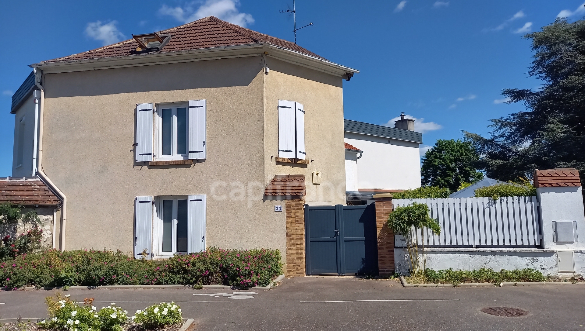 Maison