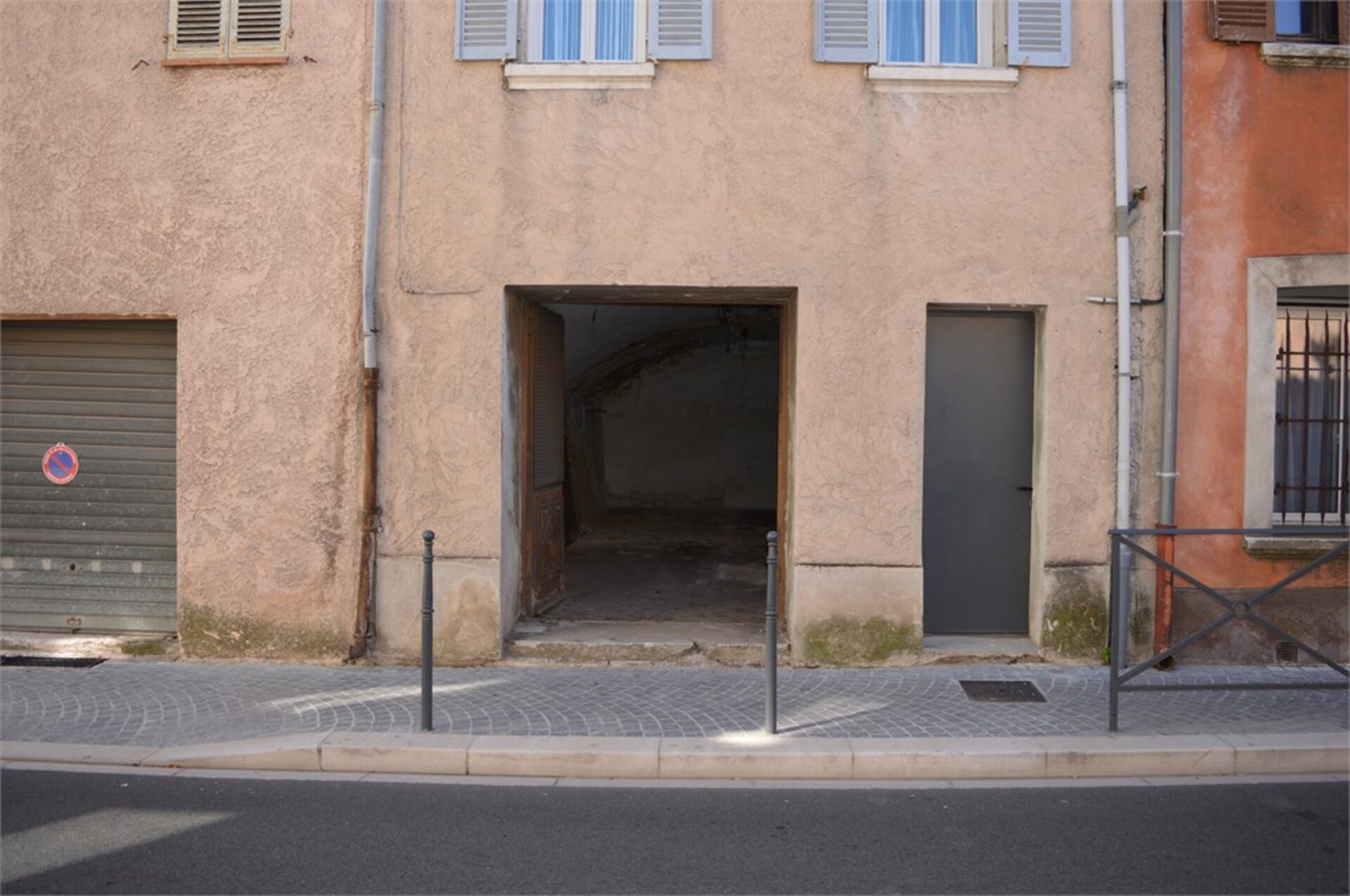 Local/bureau