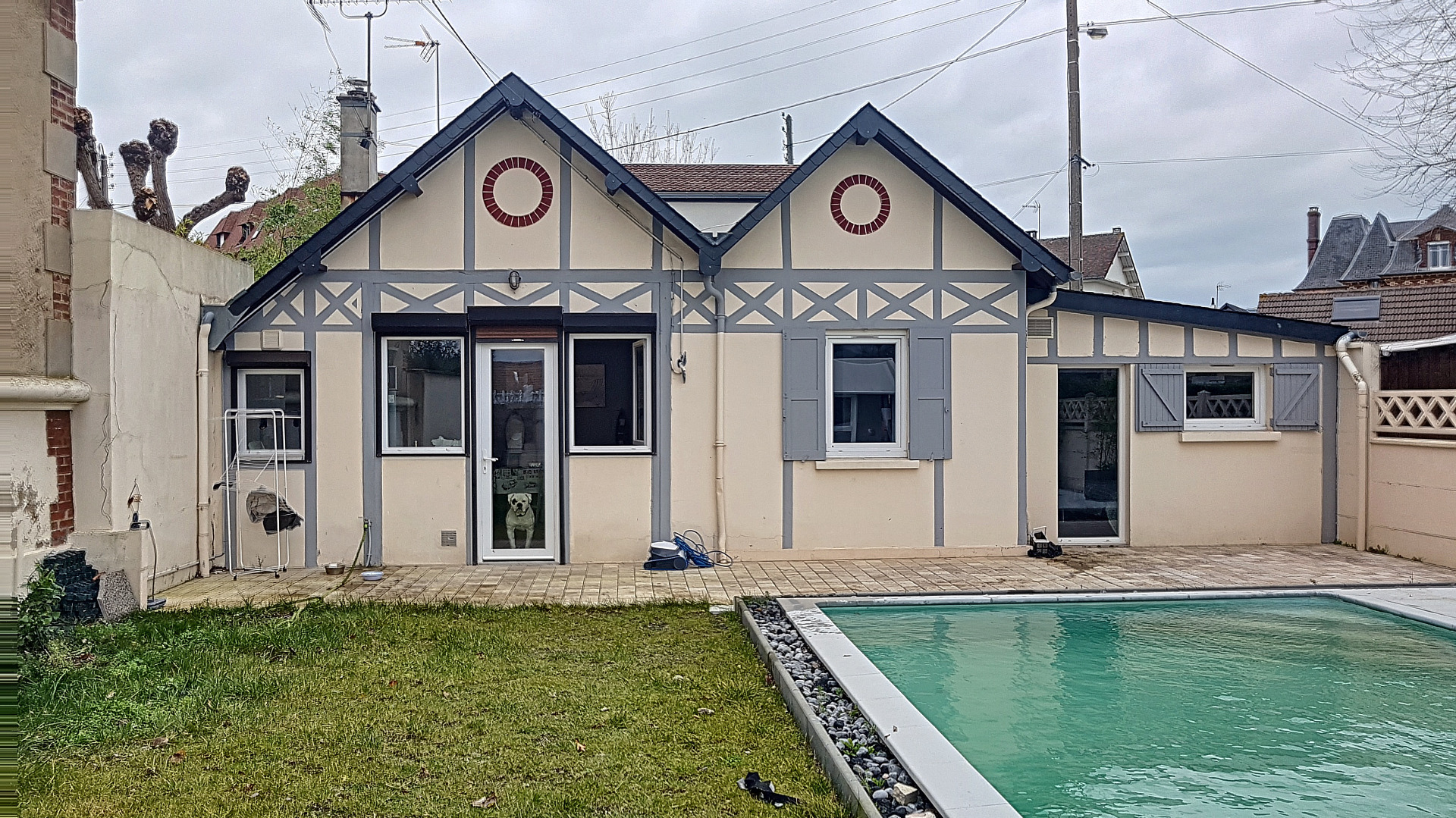 Maison