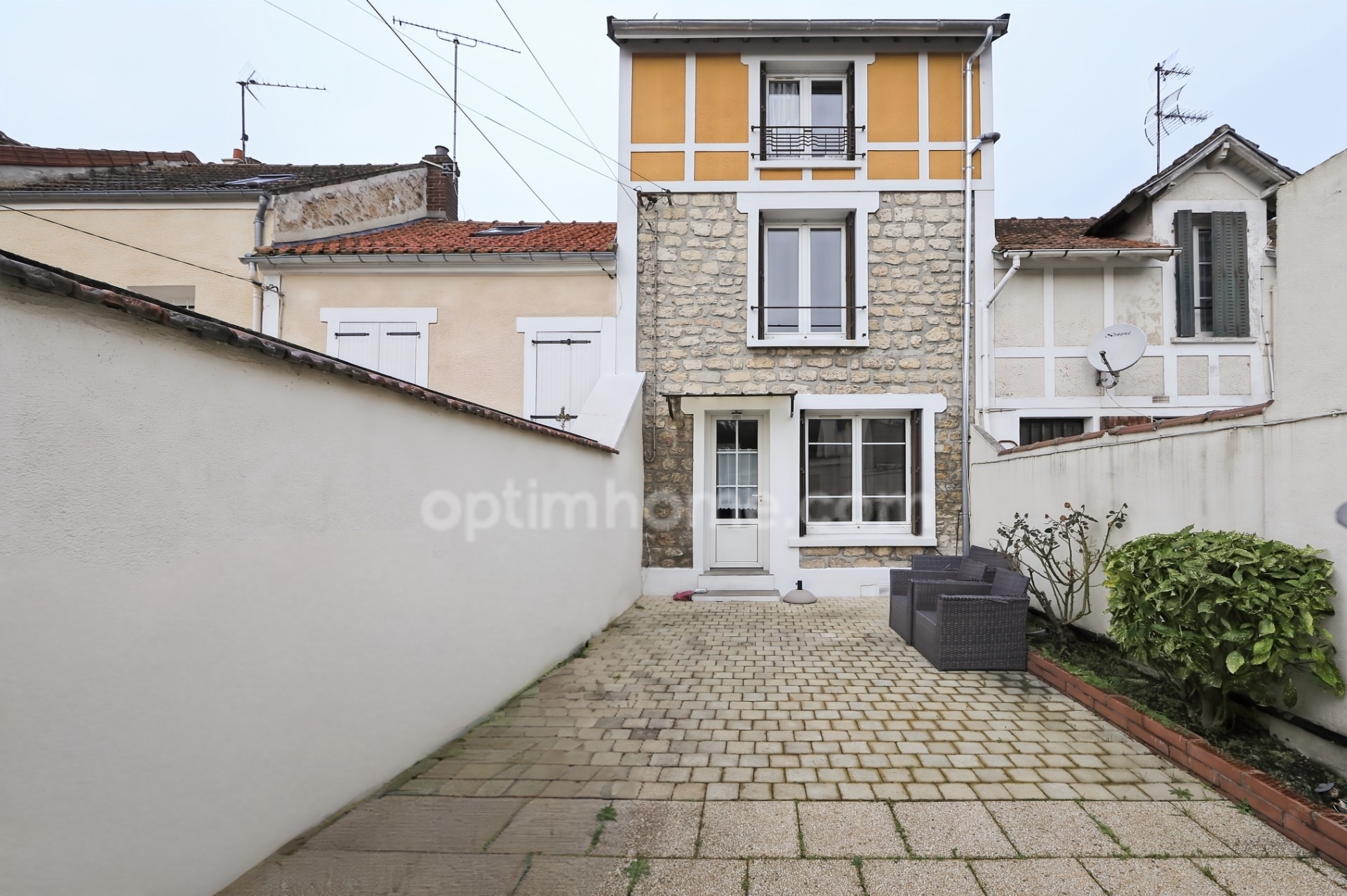 Maison