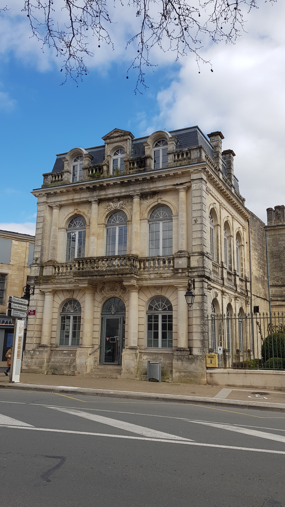 Maison