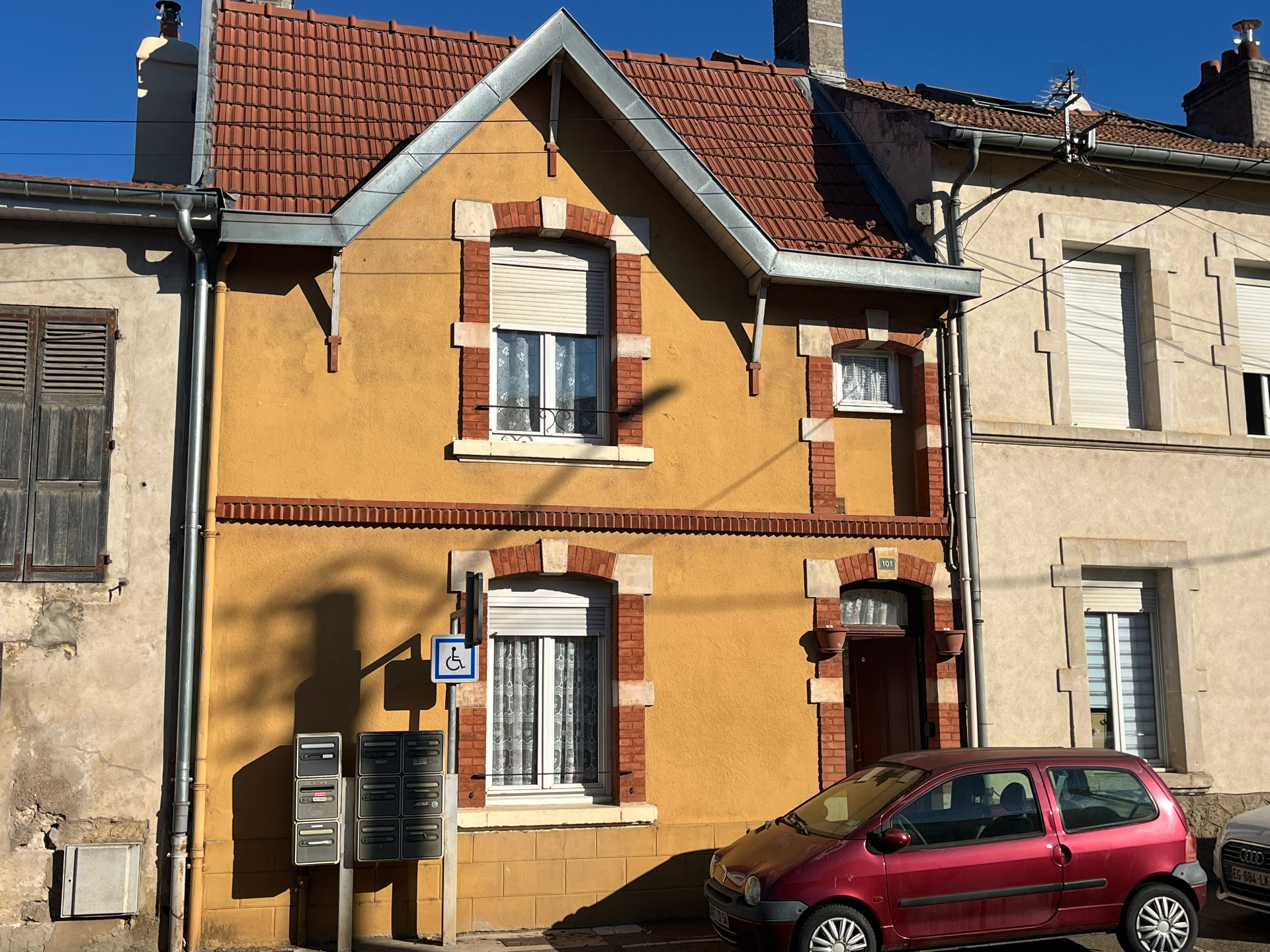 Maison