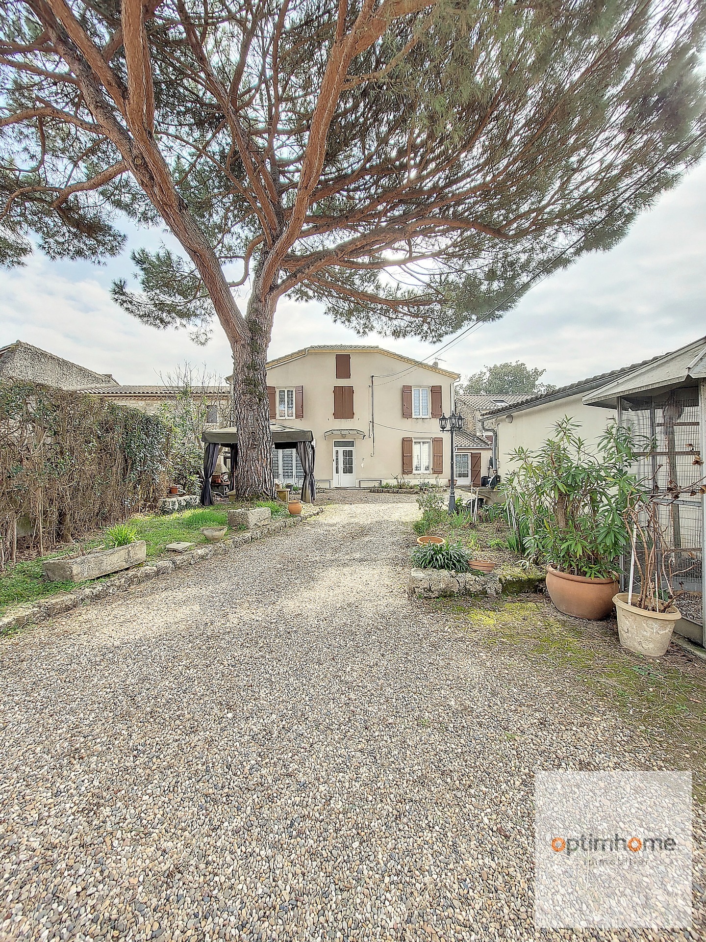Maison